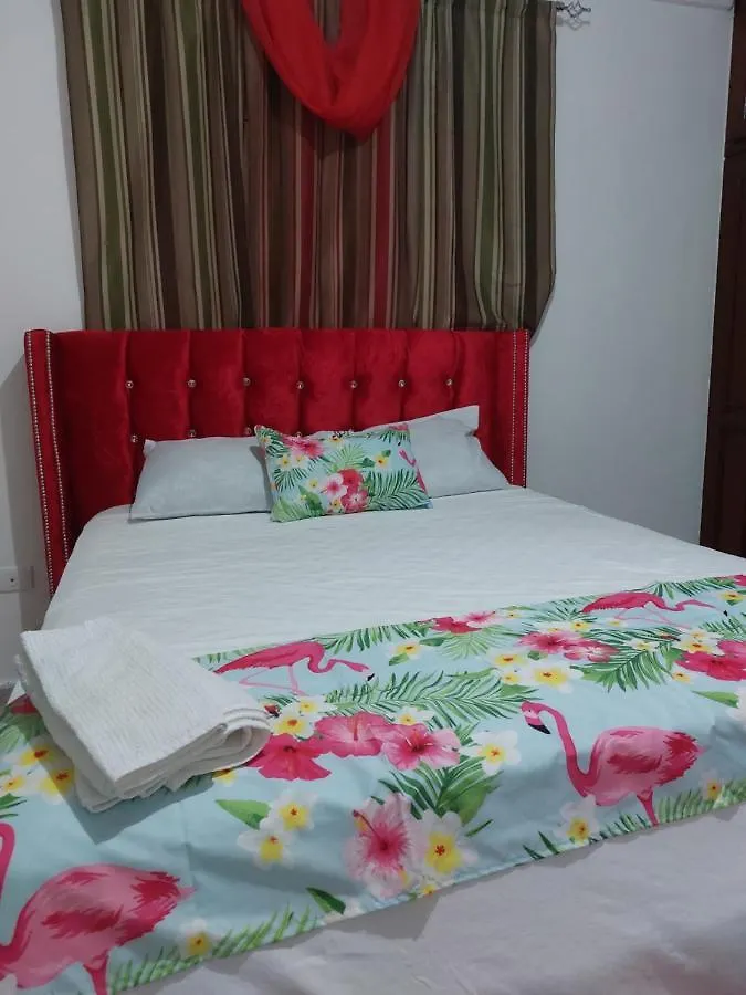 El Aplatanao Hotel Pedernales