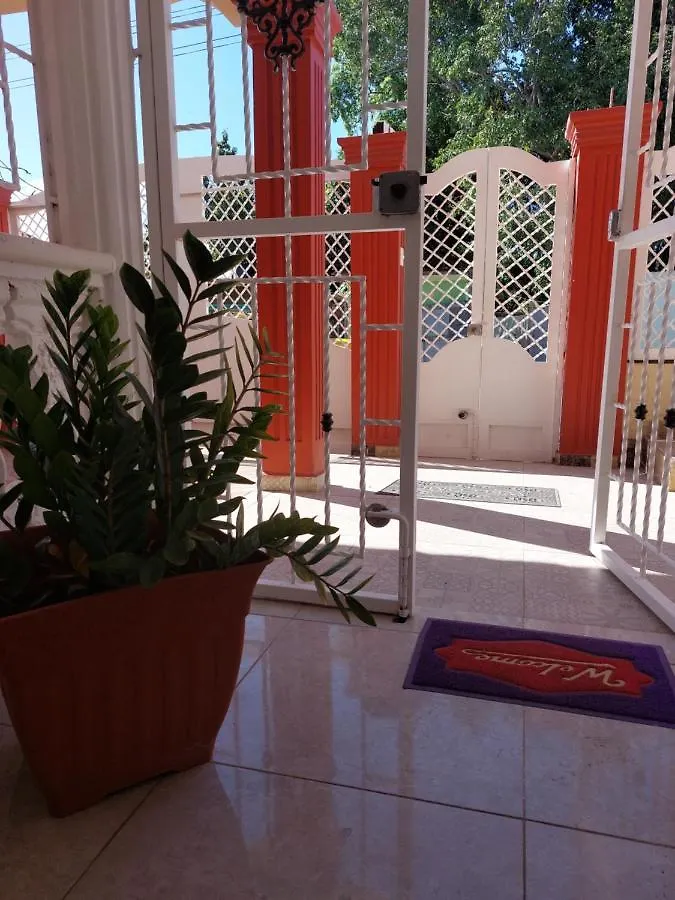El Aplatanao Hotel Pedernales 0*,