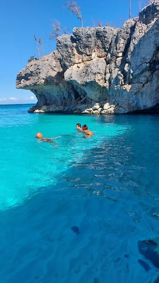 El Aplatanao Hotel Pedernales
